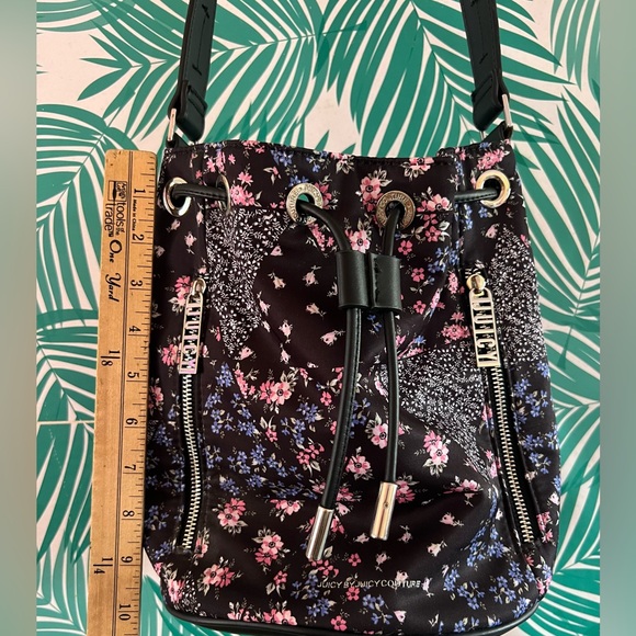 Juicy Couture Melrose Patchwork Bucket Bag - Picture 3 of 11